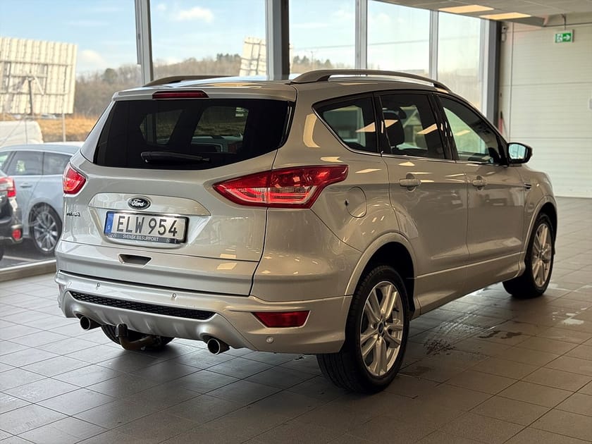 Bild 2 av Ford Kuga 2.0 TDCi AWD Automat Titanium Plus Drag 180hk