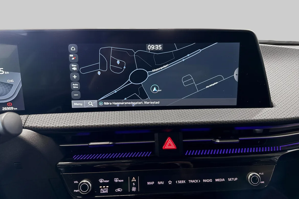 picture of a car