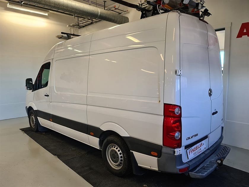 Bild 4 av Volkswagen Crafter 35 L2H3 D-Värm Drag Verk-inred Momsbil