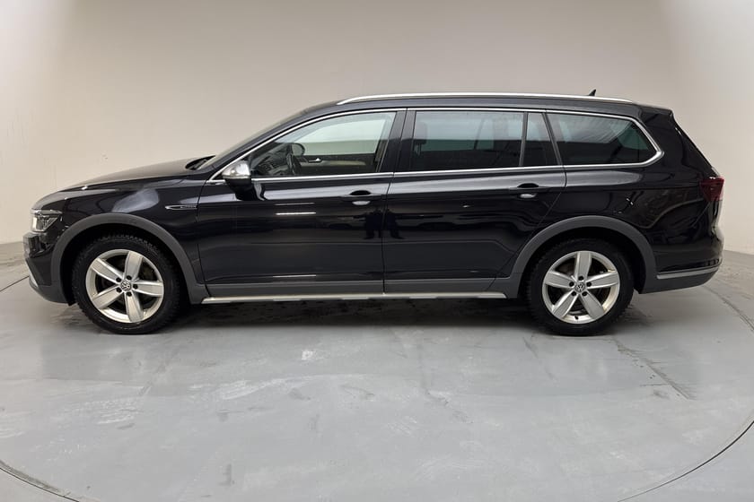 Bild 2 av Volkswagen Passat Alltrack 2.0 TDI 4Motion (200hk) Executive