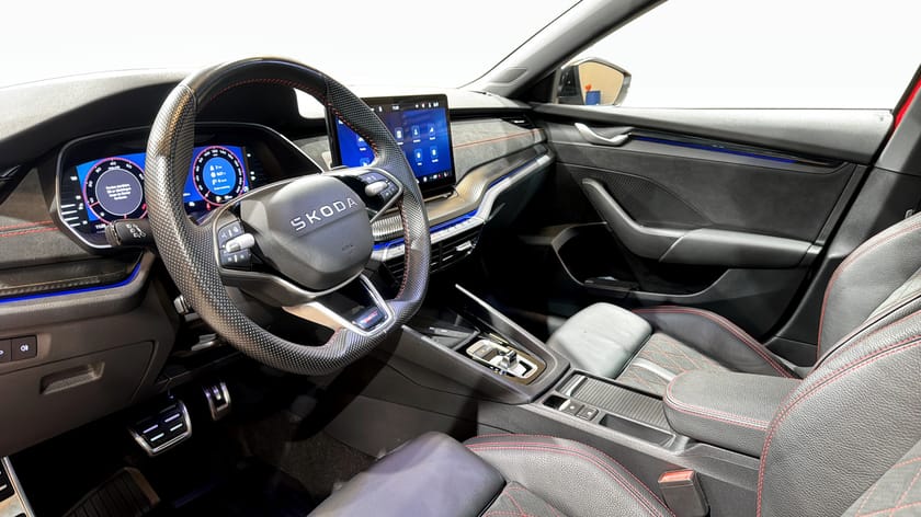 Bild 3 av Škoda Octavia Kombi RS DSG DCC/Drag/P-värmare/Panorama