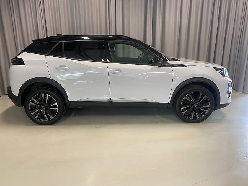 Bild 2 av Peugeot 2008 Hybrid 145 GT Gybrid 145hk Automat
