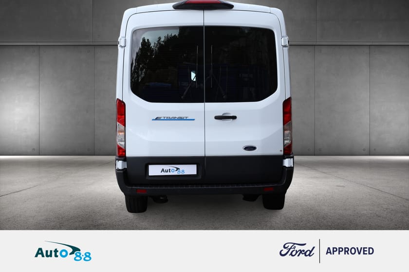 Bilde 5 av Ford E-Transit 350 KAMPANJE* Trend  H2L2  app  Ryggekam Navi