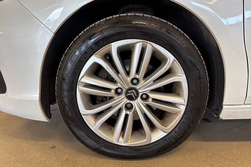 Bild 5 av Citroën C4 1.6 BlueHDi / 1-brukare / Motorvärmare