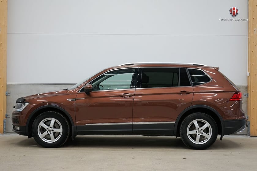 Bild 1 av Volkswagen Tiguan Allspace 7-sätes TSI 4M 7-sits Värmare Drag LED-ramp Carplay
