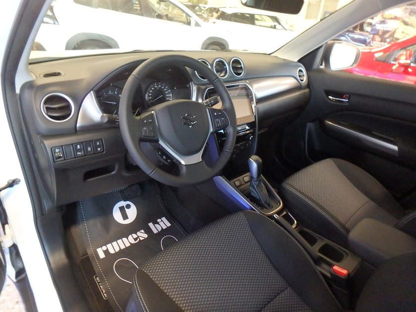 Bild 4 av Suzuki Vitara Hybrid Euro 6 Select 2wd automat