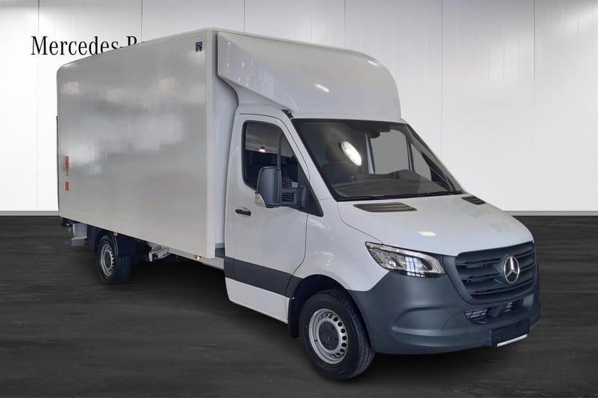 Bild 2 av Mercedes-Benz eSprinter 420 Chassi 81 kWh EH A3 SELECT