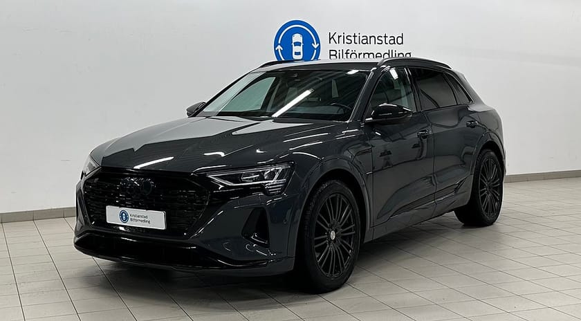 Bild 2 av Audi Q8 55 e-tron quattro Black, Drag, Läder