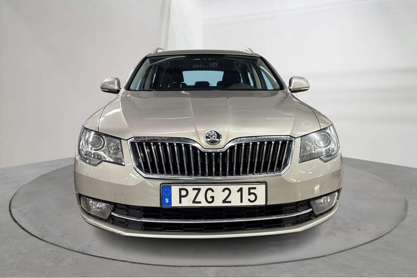 Bild 5 av Škoda Superb Kombi 2.0 TDI (140hk) Värmare Drag