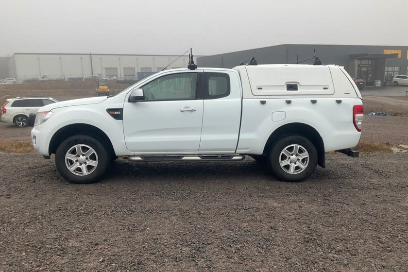 Bild 3 av Ford Ranger SuperCab TDCi 4WD (150hk) Reparationsobjekt