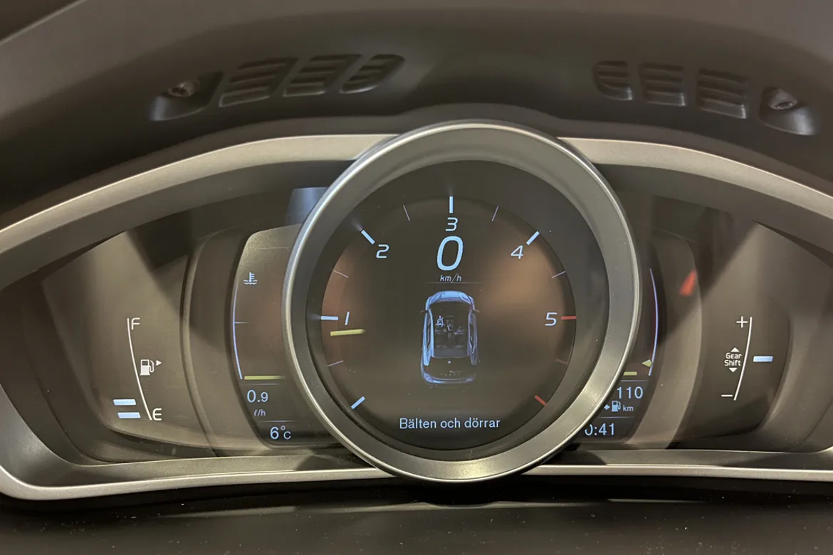 Volvo V40