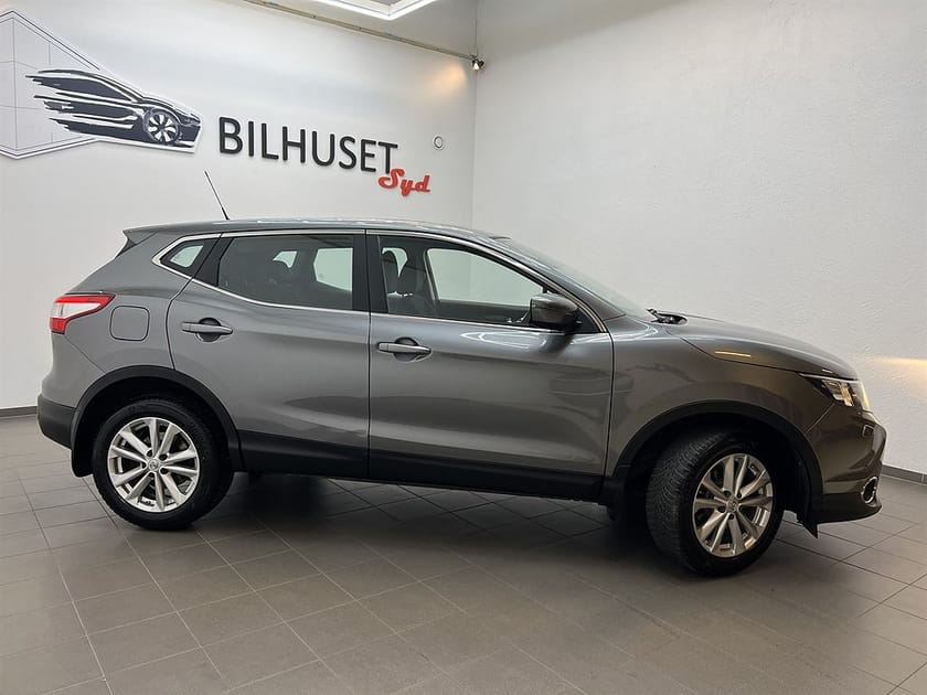 Bild 2 av Nissan Qashqai 1.5 dCi 110hk Navi/Kamera/Nyservad ink Kamrem