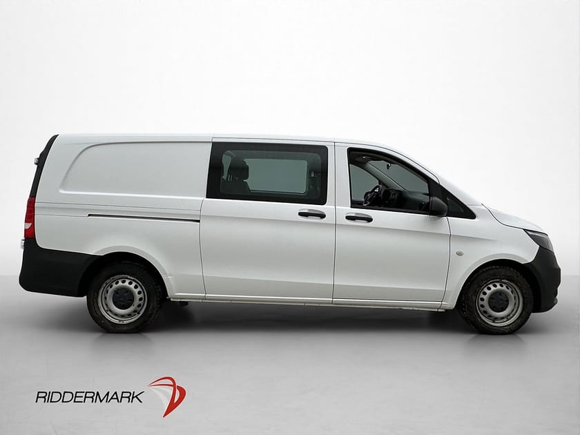 Bild 1 av Mercedes-Benz Vito Mixto 110 CDI 2.8t X-Lång 5-Sits MOMS Värmare Drag
