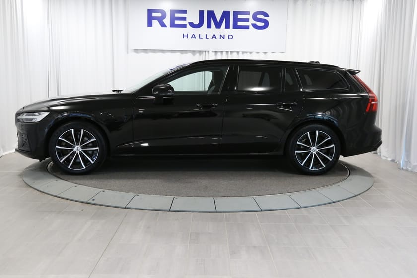 Bild 4 av Volvo V60 Recharge T6 Plus Dark | 360 kamera | Dragkrok |
