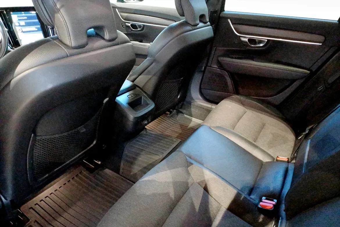 Volvo V90 Cross Country