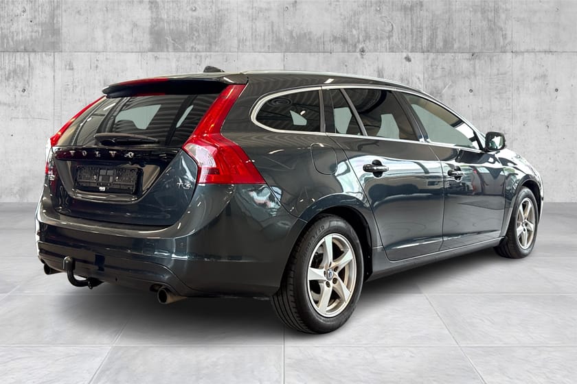 Bilde 5 av Volvo V60 T3 Summum/Krok/ACC/R.kam/Keyless/VOC+++