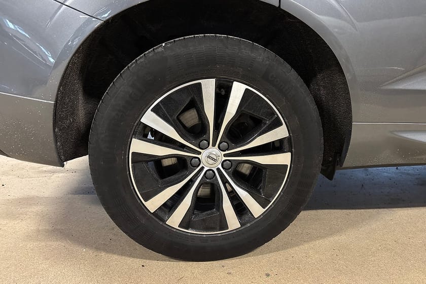 Bild 5 av Volvo XC60 B4 AWD Advance SE Harman Kardon | Keyless | Backkamera