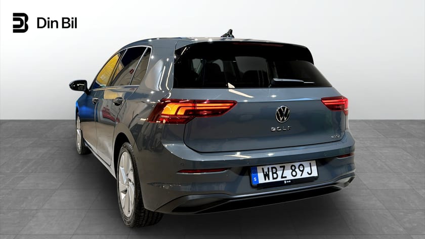 Bild 3 av Volkswagen Golf eTSI150 DSG Edition Värmare/Kamera/Keyless