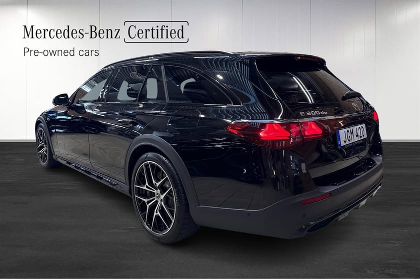 Bild 3 av Mercedes-Benz E 300 d e 4MATIC All-Terrain 300de All Terrain / Panorama / Burmeister / Dragkrok