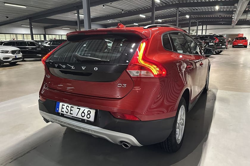 Bild 4 av Volvo V40 Cross Country D3 150hk Kinetic Backkamera Navi PDC BT Euro 6