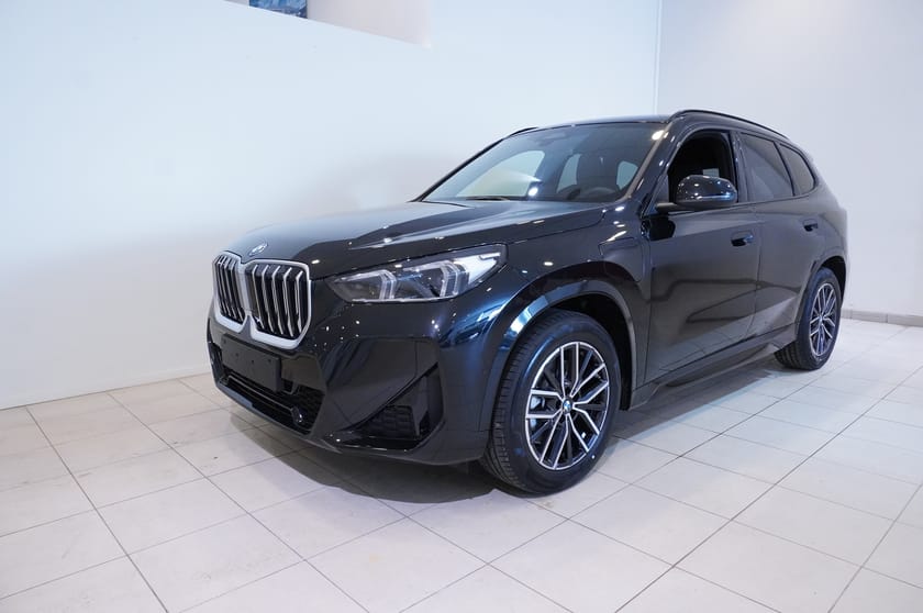 Bild 2 av BMW X1 xDrive25e M Sport Active Ed Drag DA Premium Pkt