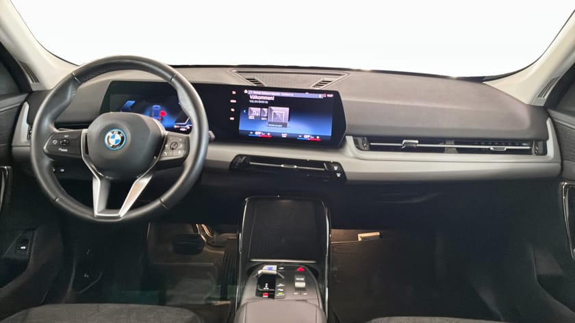 Bild 4 av BMW iX1 xDrive30 306HK NAVI KAMERA CARPLAY