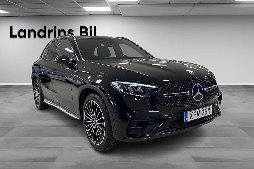 Bild 3 av Mercedes-Benz GLC 220 d 4MATIC AMG Line Drag Värmare Pano Burmester MOMS