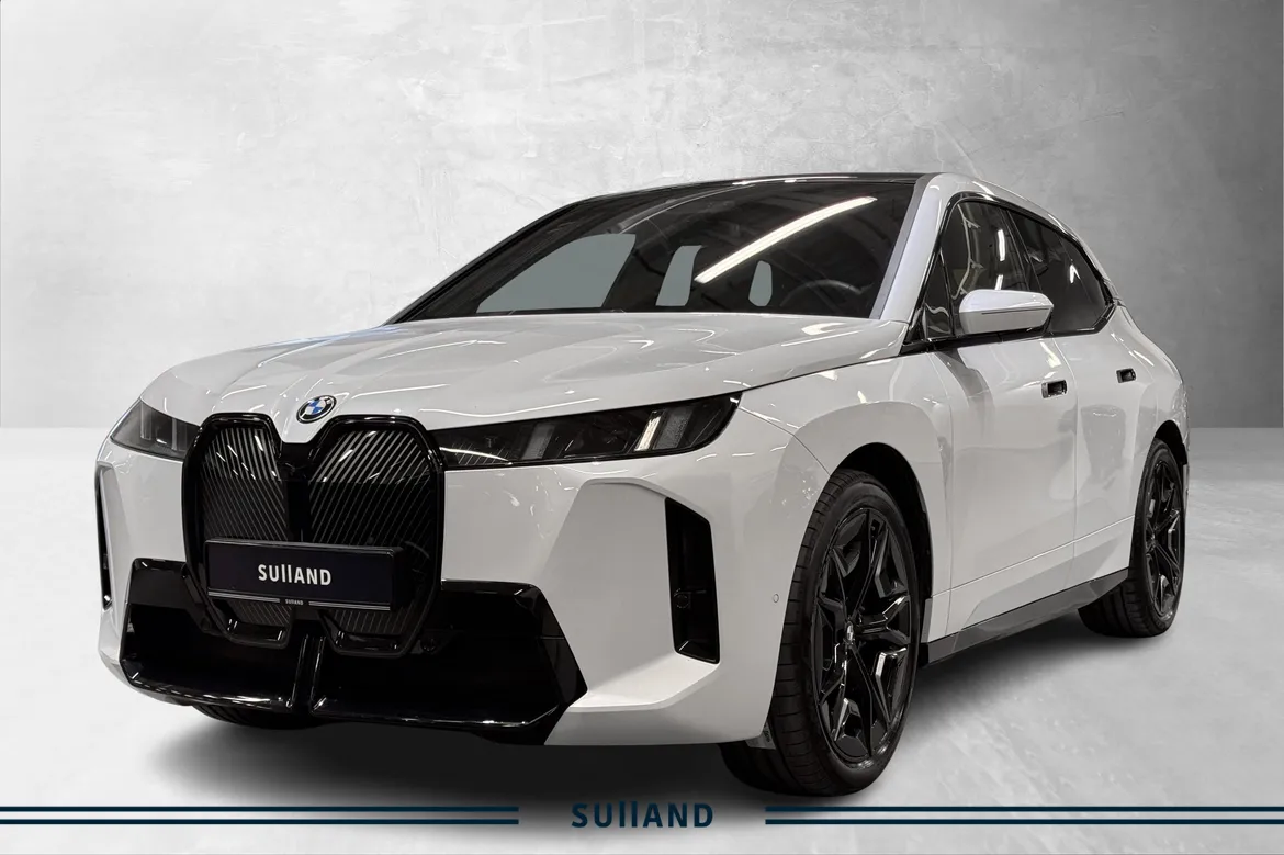 Bilde av BMW iX xDrive60