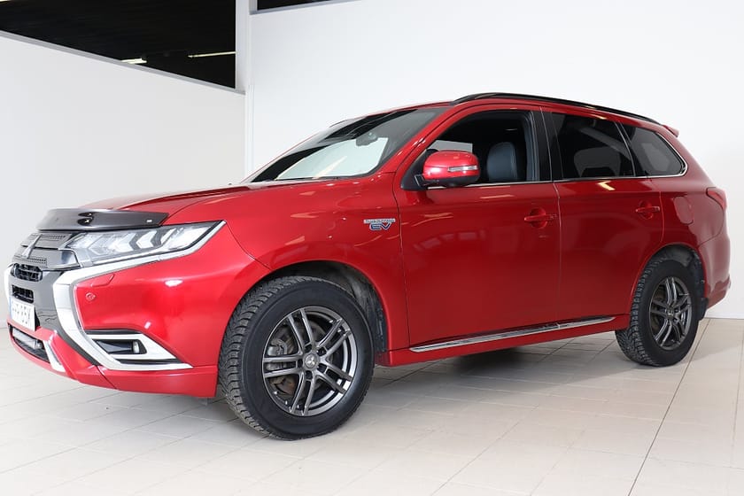 Bild 3 av Mitsubishi Outlander PHEV S-Edition Pano 360° Skinn V-Hjul Navi Värmare