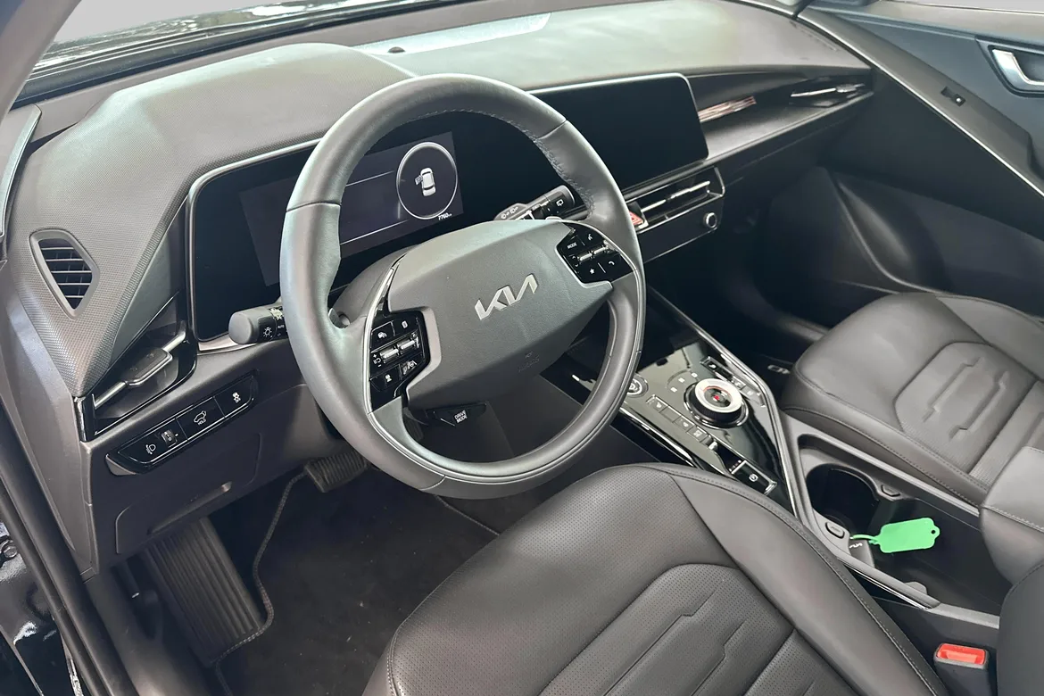 picture of a car
