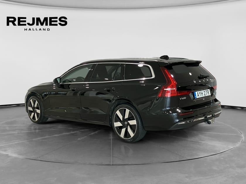 Bild 2 av Volvo V60 Recharge T6 Core Edition