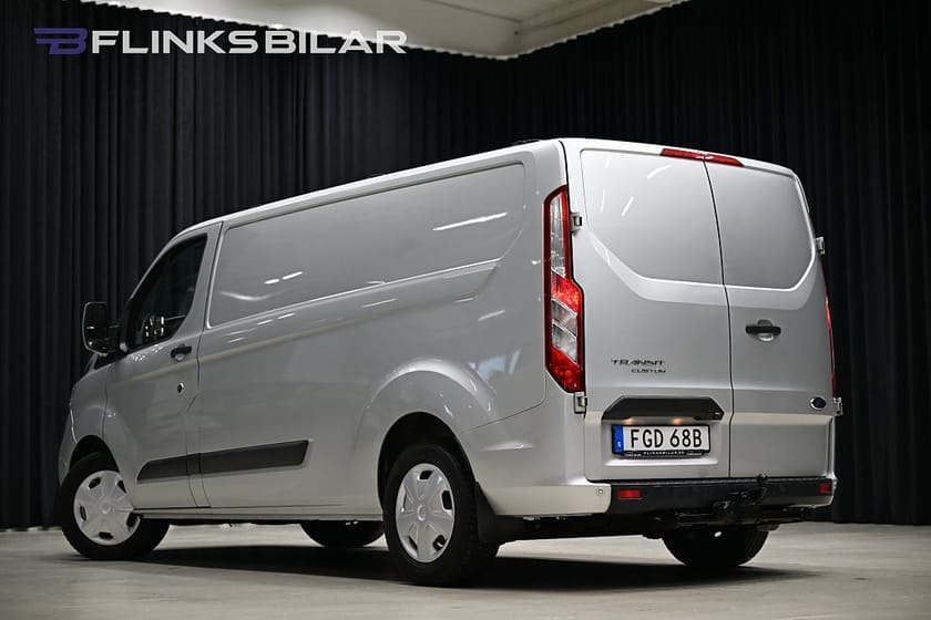 Bild 4 av Ford Transit Custom 300 130HK L2 Inredning|Drag|Värmare|NyKamrem|Leasbar