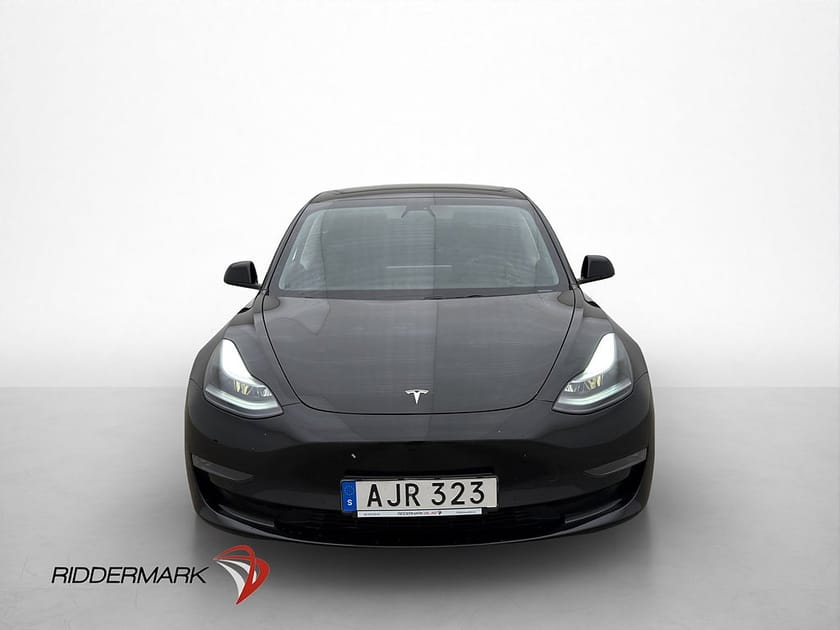 Bild 3 av Tesla Model 3 Long Range AWD 440hk Pano Autopilot Kamera