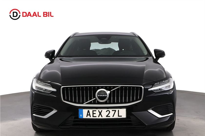 Bild 2 av Volvo V60 RECHARGE T6 AWD 399HK CORE BRIGHT DRAG B-KAMERA VÄRM