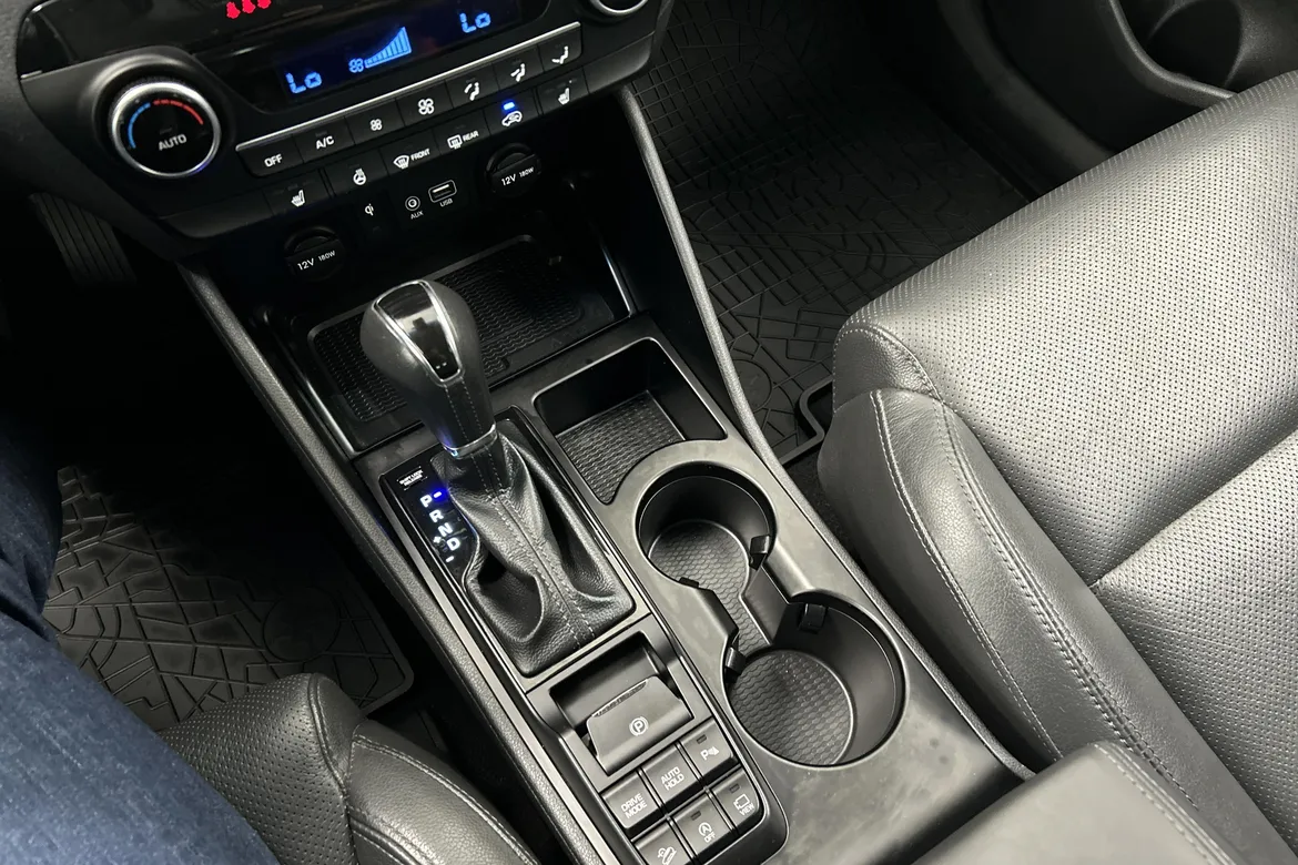 picture of a car