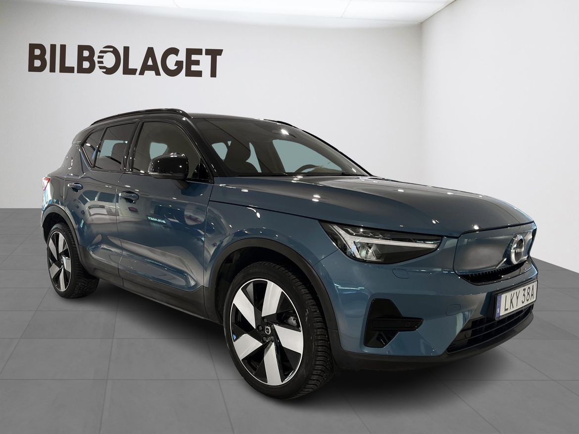 Volvo XC40 2023 - miniatyr 2