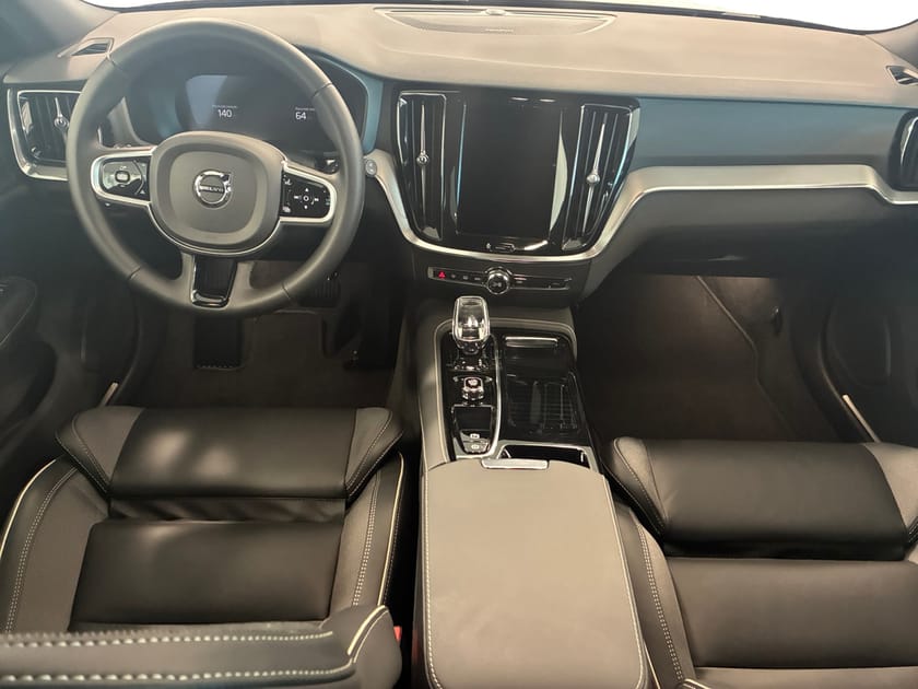 Bild 5 av Volvo V60 T6 Plus Dark Nordic Edition