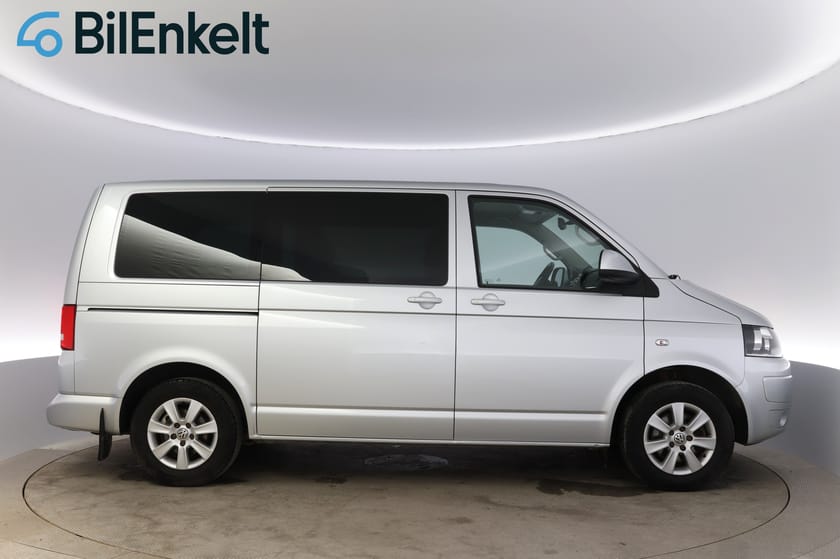 Bild 2 av Volkswagen Multivan 140 TDI DSG Comfortline Drag D-Värme PDC