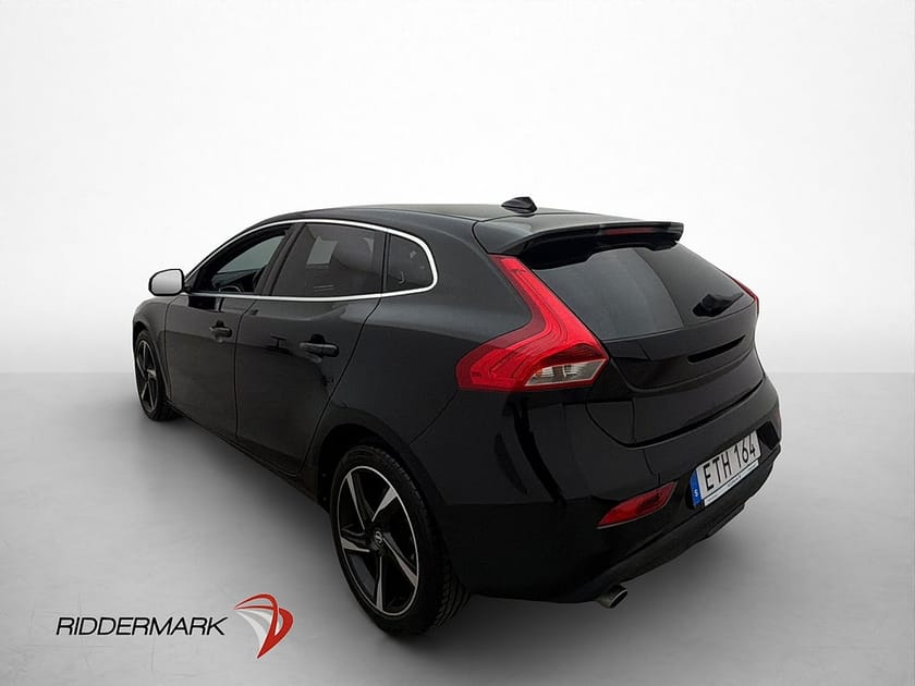 Bild 4 av Volvo V40 D4 200hk Inscription VOC Värmare Skinn BLIS