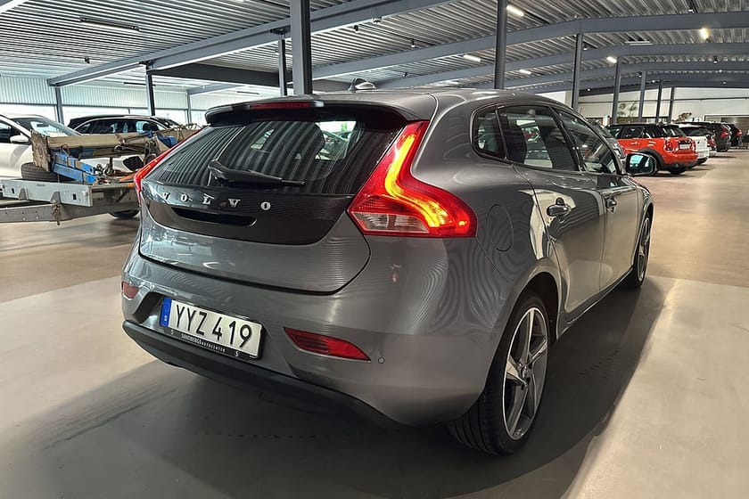 Bild 4 av Volvo V40 D2 Geartronic Momentum Värmare BT PDC Euro 6