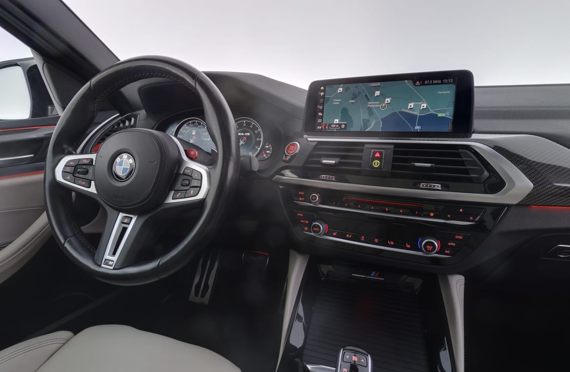 BMW X4 2020 - miniatyr 10