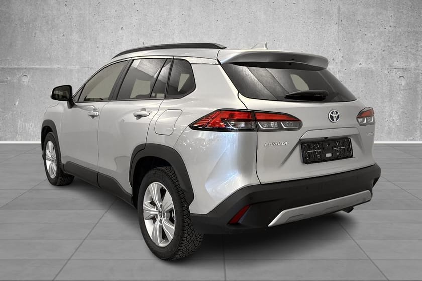 Bilde 3 av Toyota Corolla Cross Hybrid AWD-i 2.0 Executive/4x4/automat/kompl.historikk/
