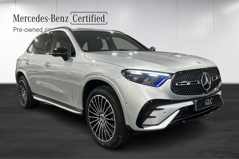 Bild 2 av Mercedes-Benz GLC 300 d e 4MATIC 300de / AMG Line / Premium paket