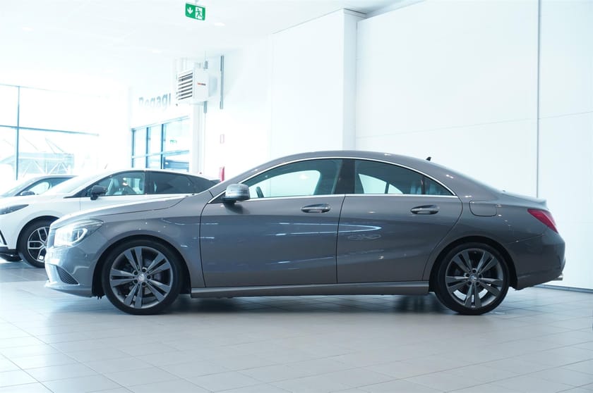 Bild 3 av Mercedes-Benz CLA 220 d 220d 7g-DCT B-Kamera PDC