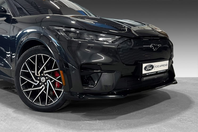 Bilde 2 av Ford Mustang Mach-E GT | B&O | 360 | BREMBO | ACC | LED BAR