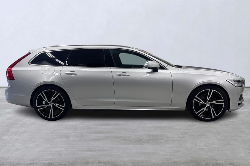 Bild 3 av Volvo V90 D4 AWD Momentum SE