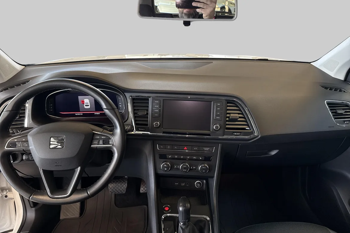 picture of a car