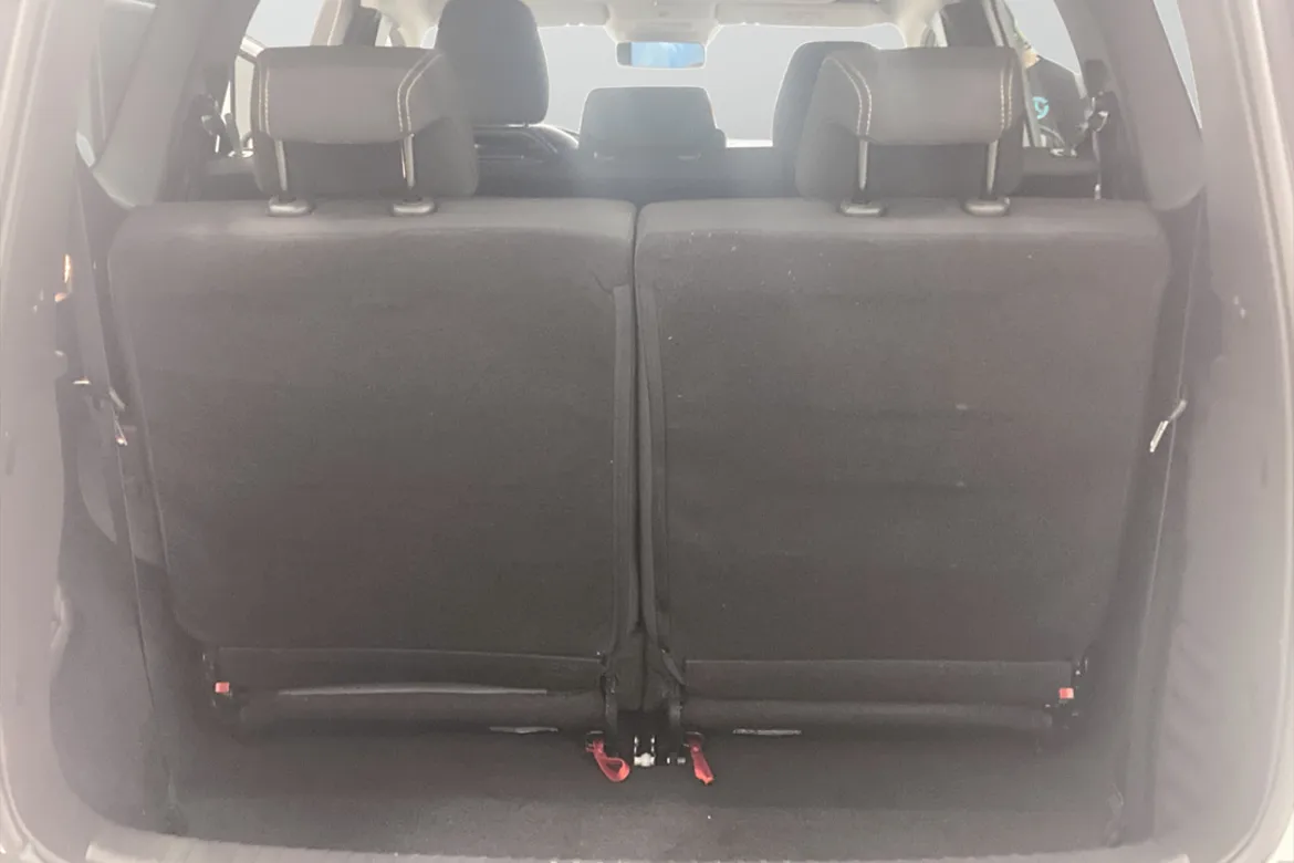 Dacia Jogger 7-sätes HYBRID 140