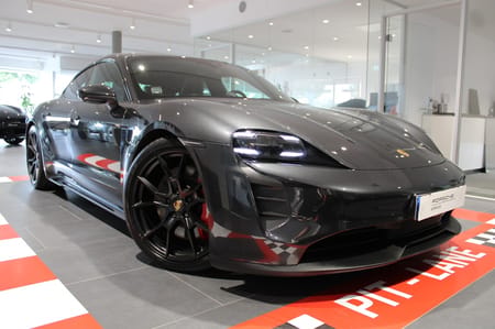 Porsche Taycan GTS