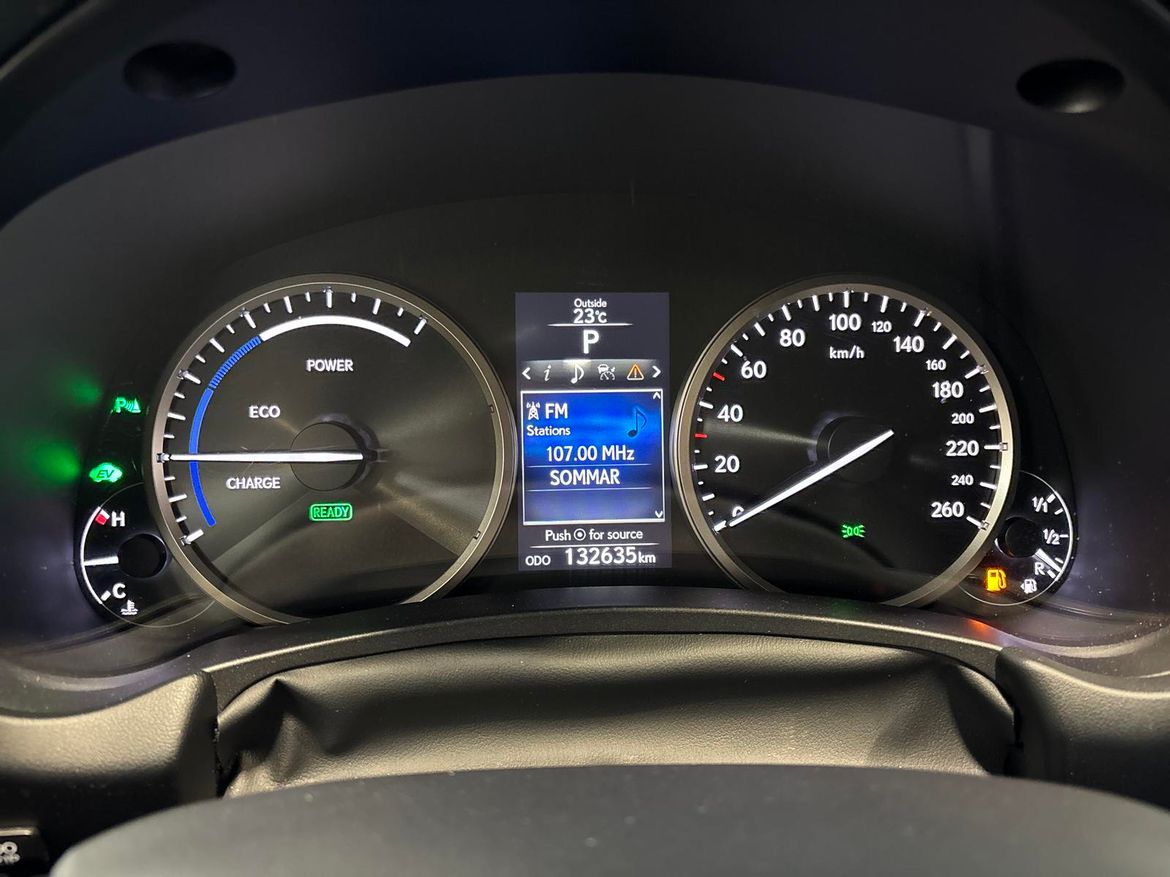 14 / 16